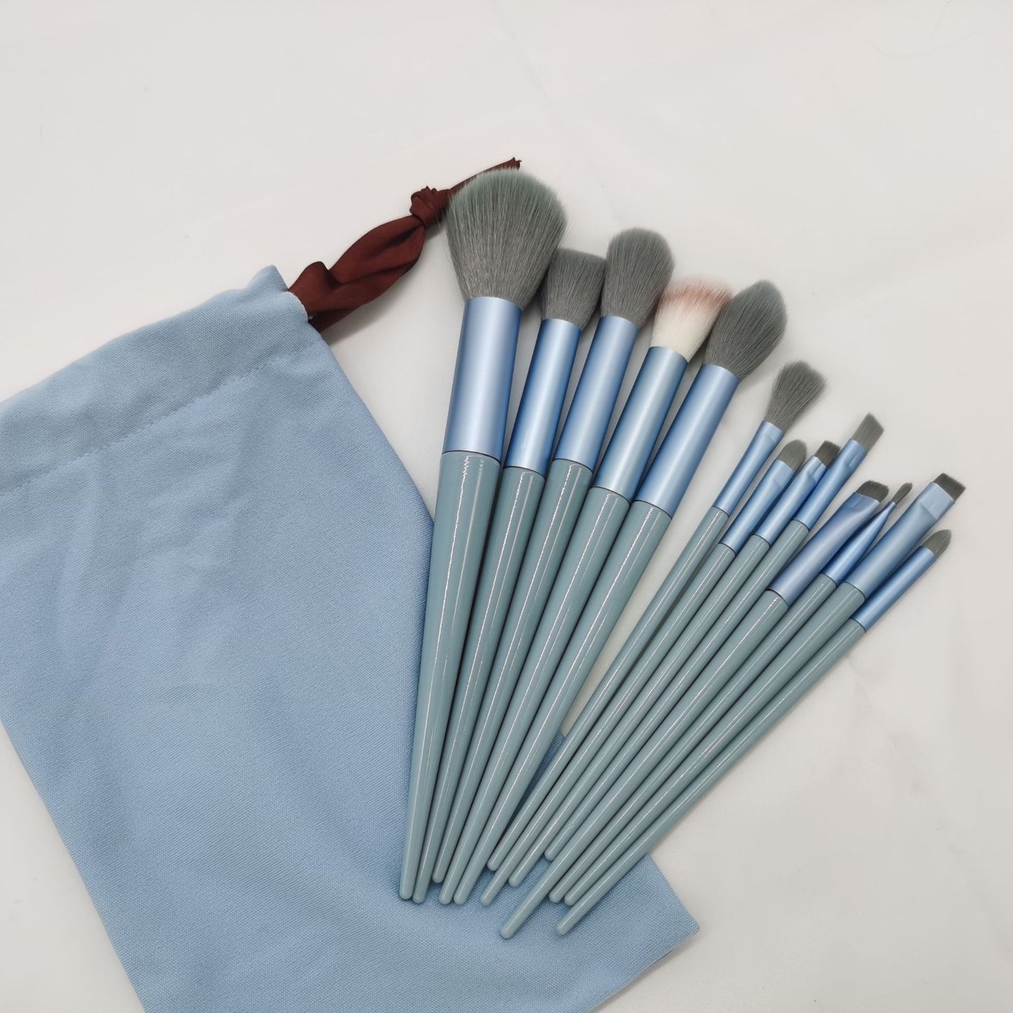 13 PCs Purpleflower Holly Leaf Makeup Brushes - NUA BELLA